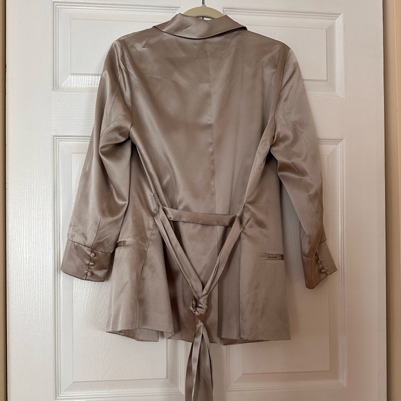 L'Agence Everly Shawl Wrap Blazer - Picture 8 of 12